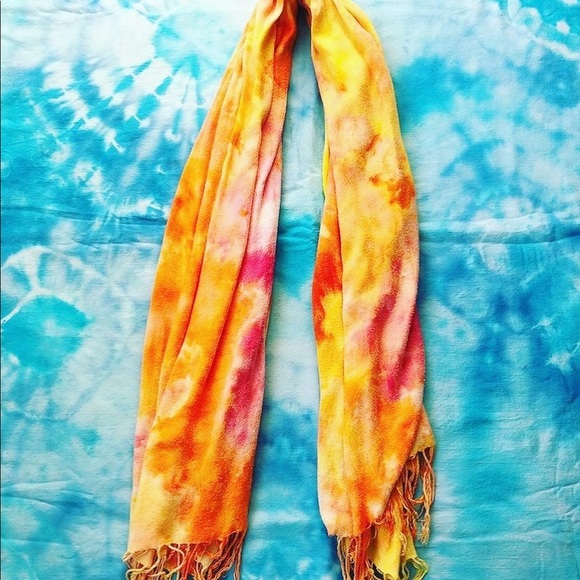 Vibrant Ice Dyed Scarf - Picture 4 of 4